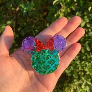 Little mermaid phone grip